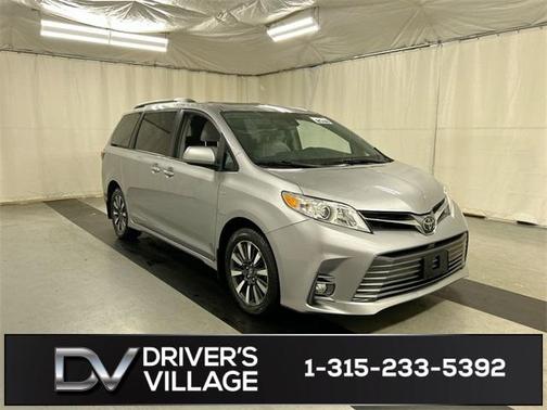 2018 Toyota Sienna XLE