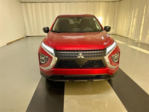 2023 Mitsubishi Eclipse Cross LE
