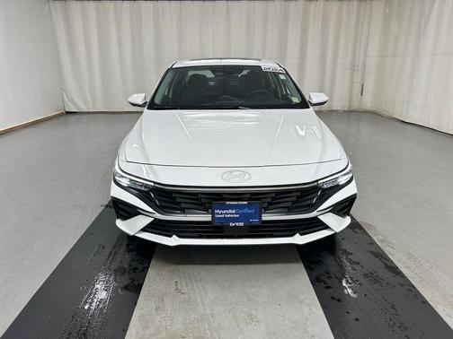 White 2024 Hyundai ELANTRA SEL