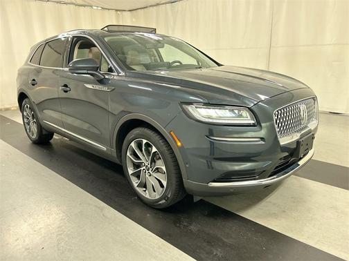 2022 Lincoln Nautilus Reserve