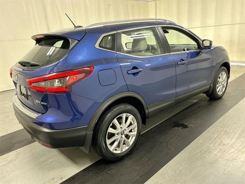2022 Nissan Rogue Sport SV