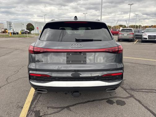 2025 Audi Q5 2.0T quattro Premium