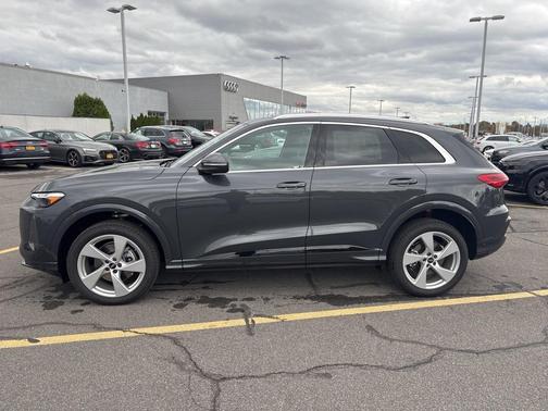 2025 Audi Q5 2.0T quattro Premium