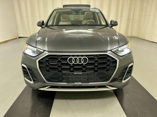 2022 Audi Q5 45 S line quattro Premium