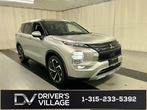 2022 Mitsubishi Outlander SE
