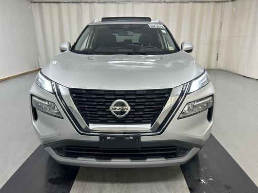 Brilliant Silver Metallic 2021 Nissan Rogue SV