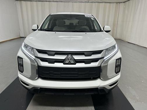 Pearl White 2020 Mitsubishi Outlander Sport 2.0 ES