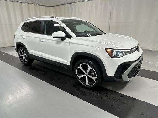 2025 Volkswagen Taos 1.5T SEL