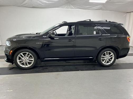 DB Black Crystal Clearcoat 2023 Dodge Durango R/T