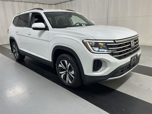 2024 Volkswagen Atlas 2.0T SE