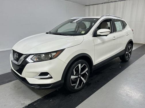2022 Nissan Rogue Sport SL