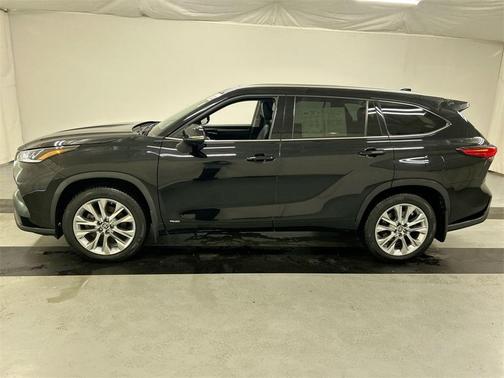 2023 Toyota Highlander Hybrid Limited