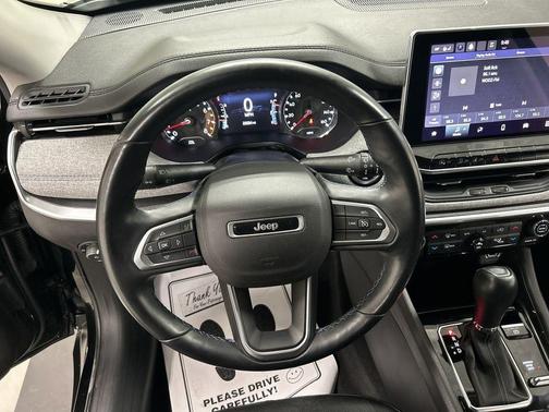 Diamond Black 2022 Jeep Compass Latitude