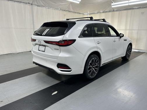 Rhodium White Premium 2025 Mazda CX-70 CX-70