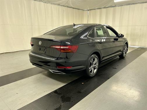2019 Volkswagen Jetta 1.4T R-Line