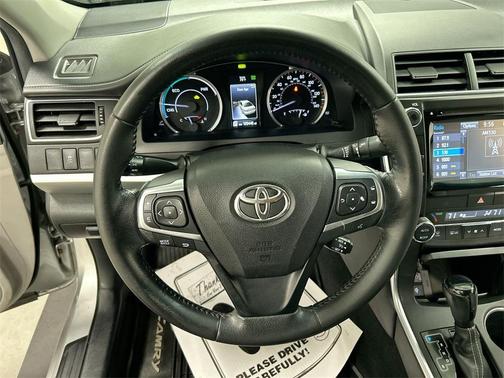 2015 Toyota Camry Hybrid SE