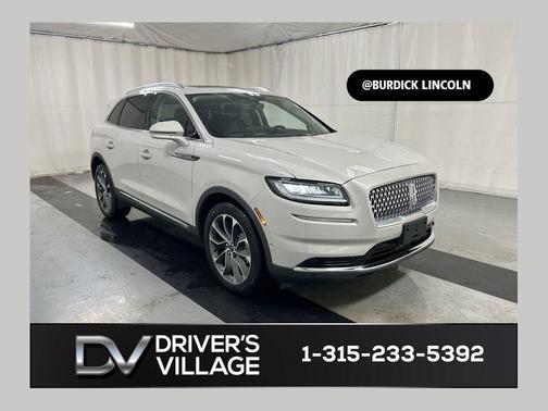 Ceramic Pearl Metallic Tinted Clearcoat 2023 Lincoln Nautilus Reserve