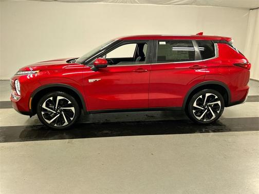 2025 Mitsubishi Outlander PHEV SE