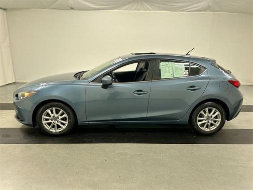 2016 Mazda Mazda3 i Touring