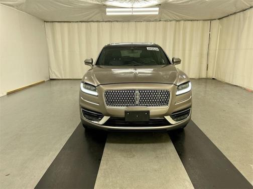 2019 Lincoln Nautilus Select