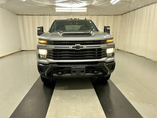 2024 Chevrolet Silverado 2500 Custom