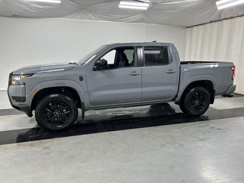 Boulder Gray Metallic 2026 Nissan Frontier SV
