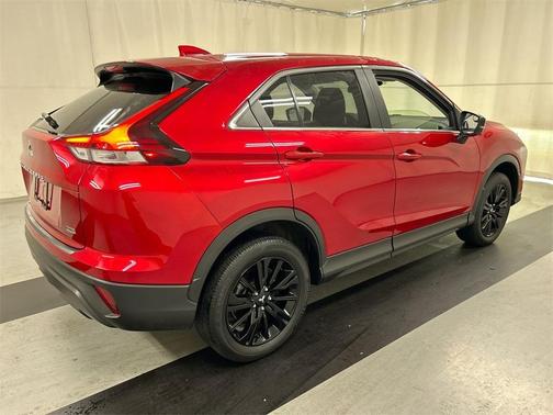 2023 Mitsubishi Eclipse Cross LE
