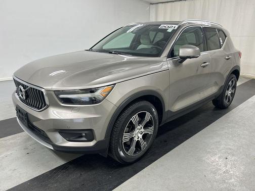 2021 Volvo XC40 T5 Inscription