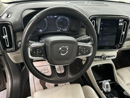 2021 Volvo XC40 T5 Inscription