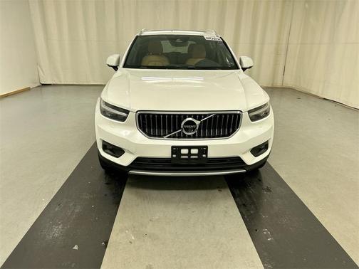 2022 Volvo XC40 T5 Inscription
