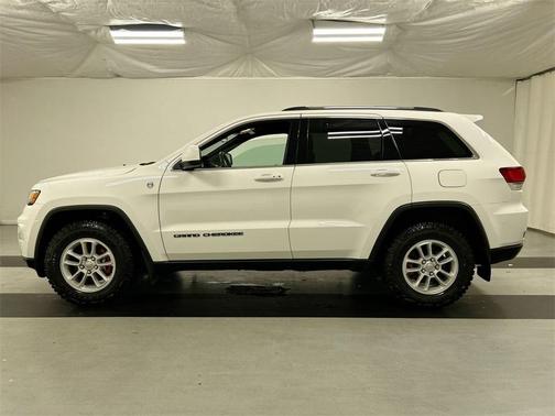 2020 Jeep Grand Cherokee Laredo E
