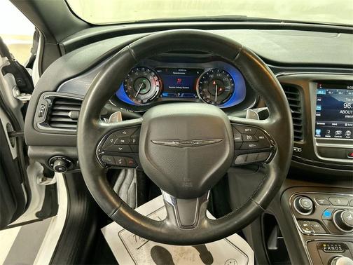 2016 Chrysler 200 S