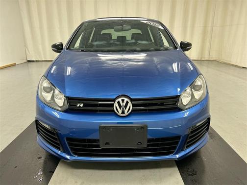 2012 Volkswagen Golf R 4-Door
