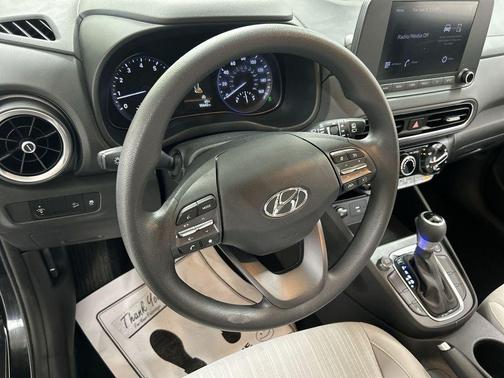 Ultra Black 2022 Hyundai KONA SEL