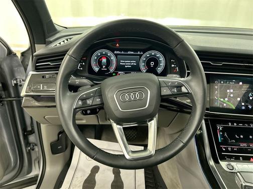 2022 Audi Q7 55 Prestige