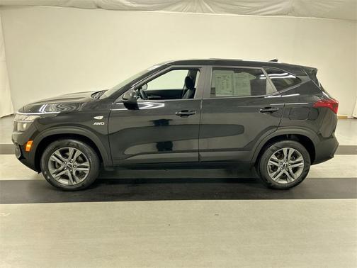 2023 Kia Seltos LX
