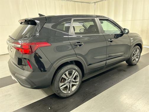 2023 Kia Seltos LX