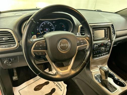 2016 Jeep Grand Cherokee Laredo