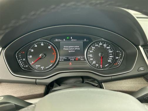 2022 Audi Q5 45 S line quattro Premium