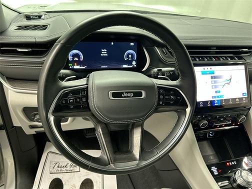 2022 Jeep Grand Cherokee Overland
