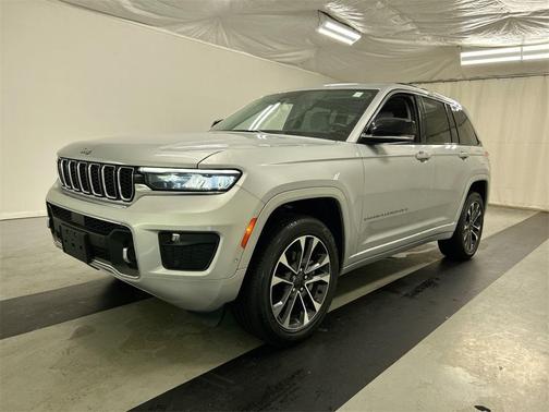 2022 Jeep Grand Cherokee Overland