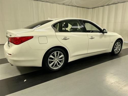 2017 INFINITI Q50 2.0T Premium