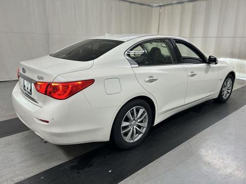 2017 INFINITI Q50 2.0T Premium