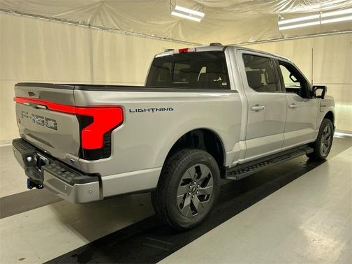 2023 Ford F-150 Lightning LARIAT