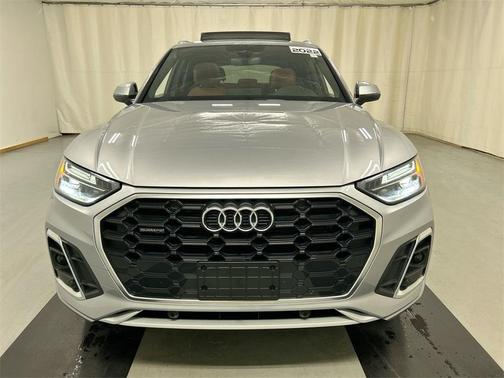2022 Audi Q5 45 S line quattro Premium