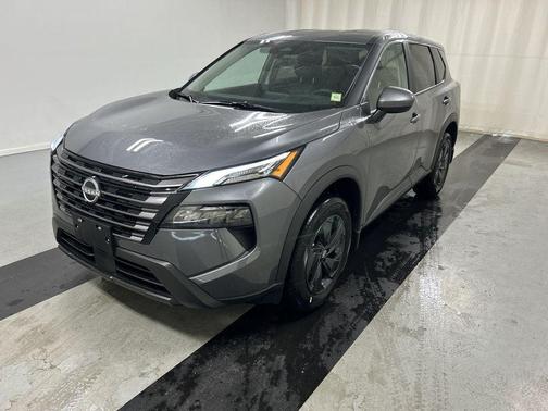 Gun Metallic 2026 Nissan Rogue SV