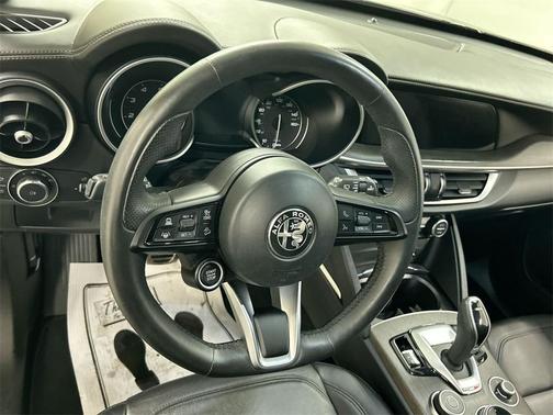 2023 Alfa Romeo Stelvio Ti