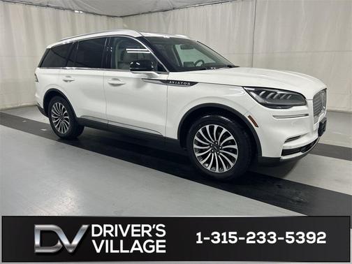 2022 Lincoln Aviator Standard AWD