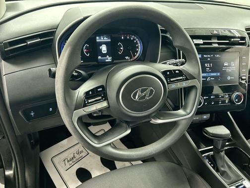 2024 Hyundai TUCSON SE