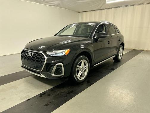 2022 Audi Q5 e 55 S line quattro Premium